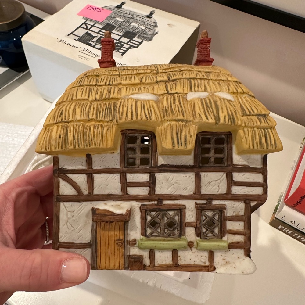 Rare Vintage Department 56 Dickens’ Christmas Village Tudor Cottage from 1985